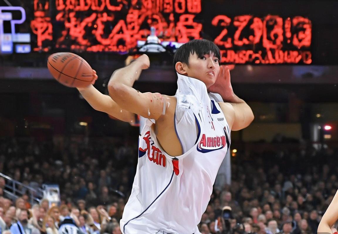 2019NBA季后赛：雷霆火箭巅峰对决回顾(图2)